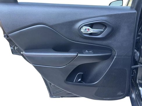 Used 2021 Jeep Cherokee Trailhawk w/ Sun, Sound & Nav Group image 26