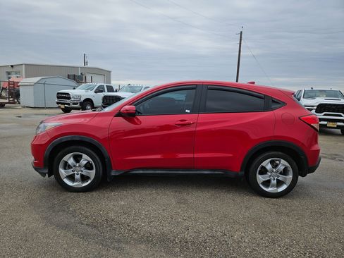 Used 2016 Honda HR-V EX image 6