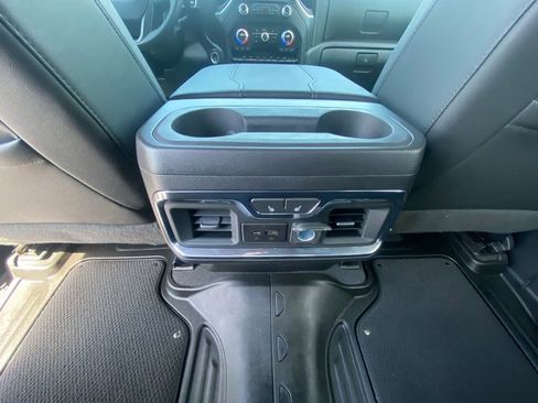 Used 2023 GMC Sierra 2500 AT4 w/ AT4 Preferred Package AWD/4WD image 23