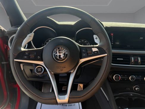 Used 2018 Alfa Romeo Stelvio Ti Sport image 23