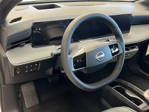 New 2026 Nissan Leaf Platinum+ image 16