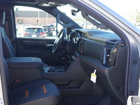 New 2026 GMC Sierra 2500 AT4 w/ AT4 Premium Plus Package image 31