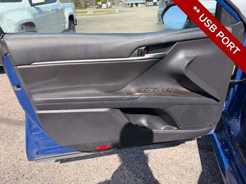 Used 2023 Toyota Camry LE image 11