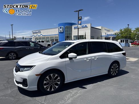 Certified 2025 Honda Odyssey Elite image 1