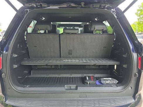 Used 2025 Toyota Sequoia Platinum AWD/4WD image 37
