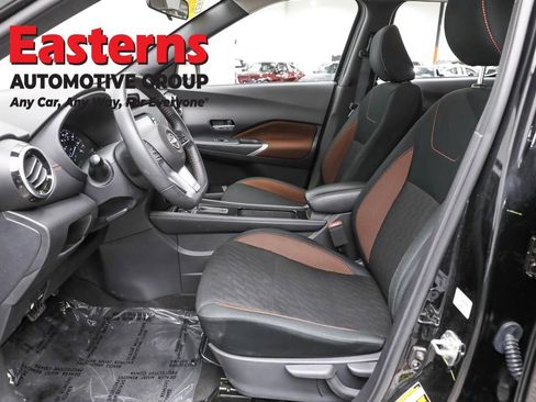 Used 2024 Nissan Kicks SR image 14