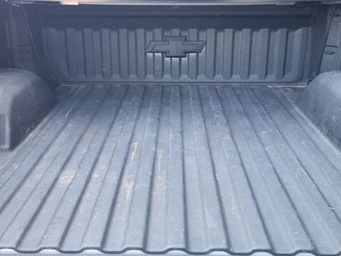 Certified 2022 Chevrolet Silverado 1500 RST AWD/4WD image 25