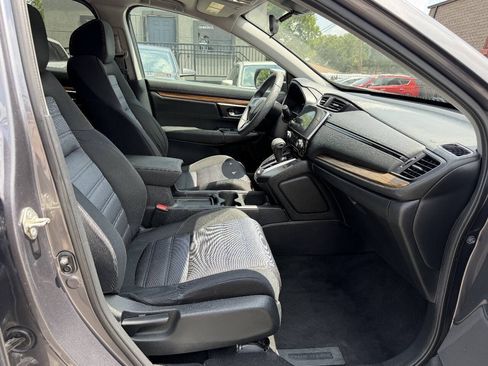 Used 2019 Honda CR-V EX image 17