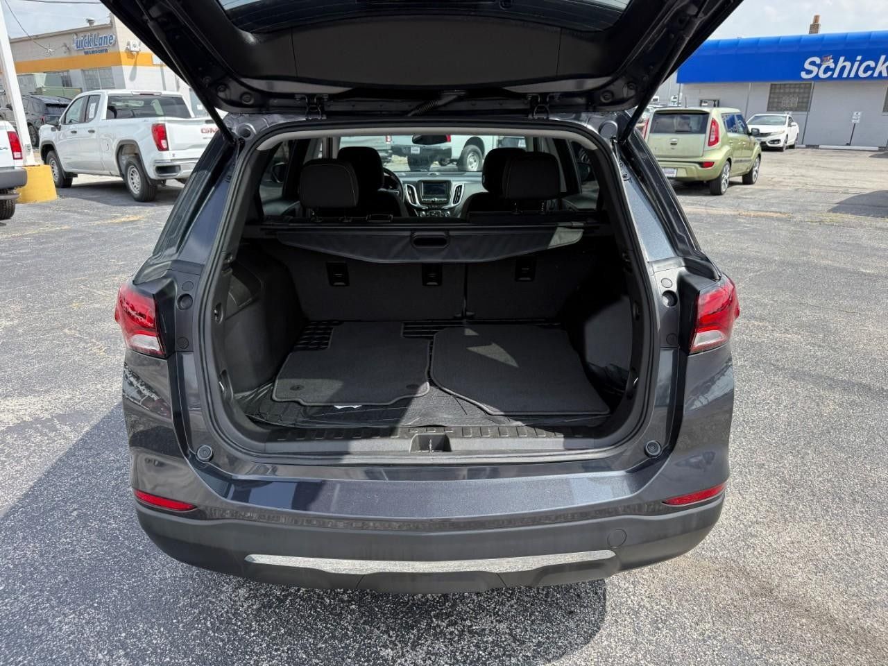 Used 2022 Chevrolet Equinox LT FWD image 8