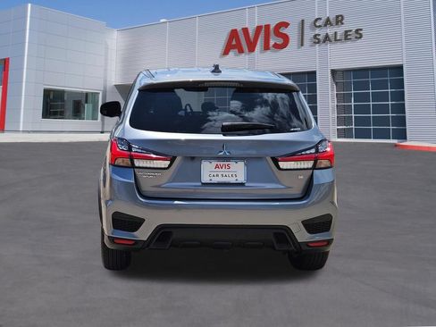 Used 2025 Mitsubishi Outlander Sport SE AWD/4WD image 5