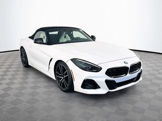 Used 2023 BMW Z4 M40i w/ Premium Package RWD video 2