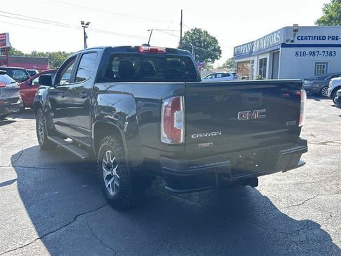 Used 2017 GMC Canyon SLE w/ All Terrain Package AWD/4WD image 4