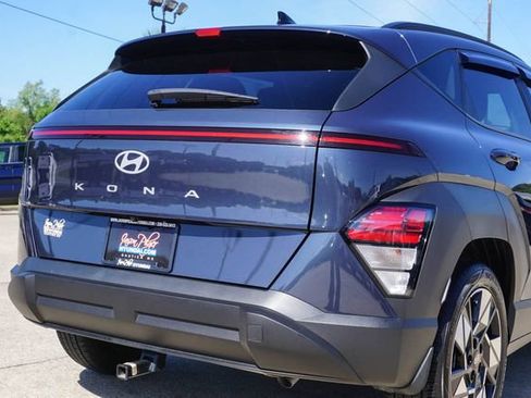 Used 2025 Hyundai Kona SEL image 5