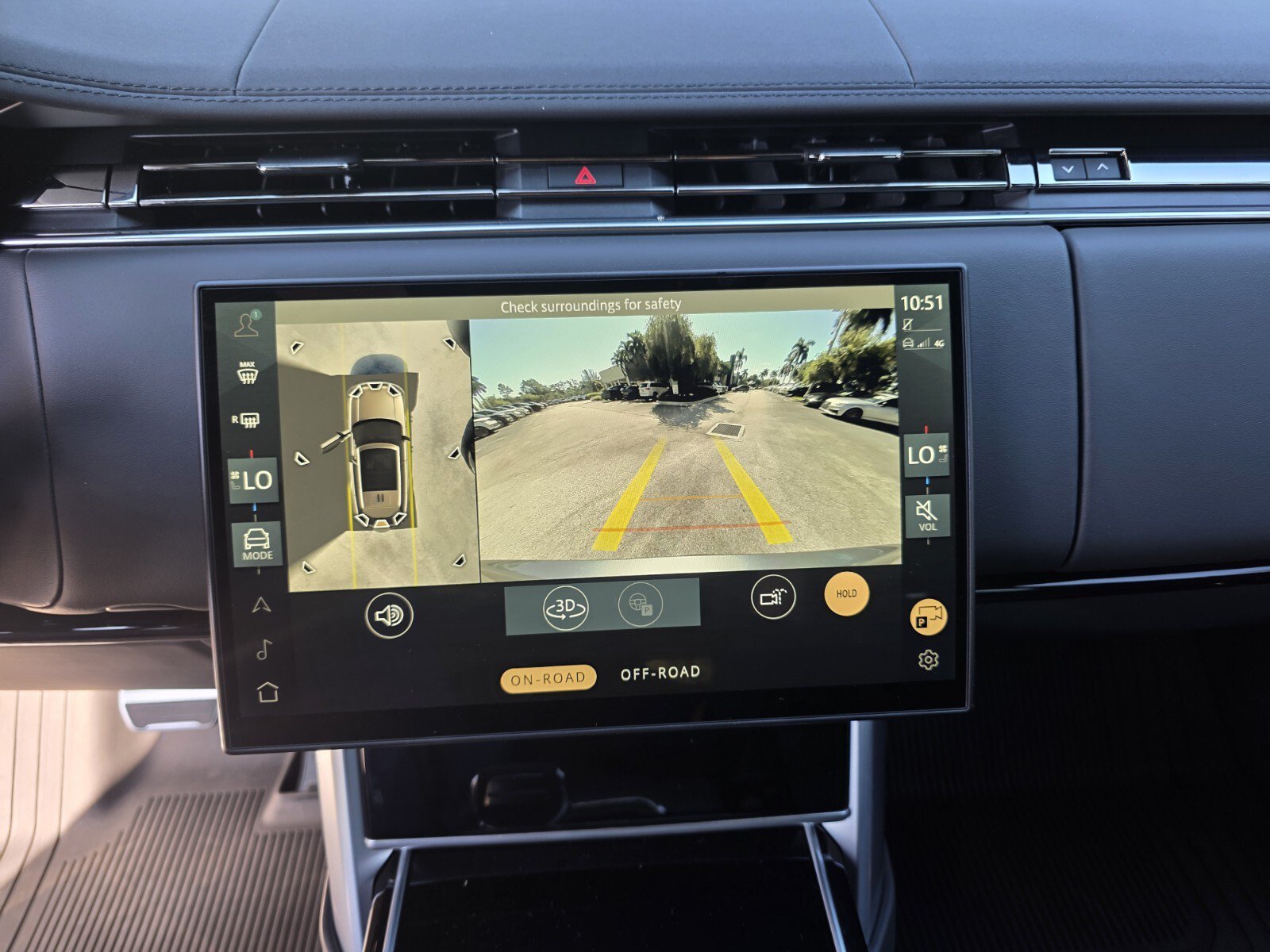 Used 2024 Land Rover Range Rover SE AWD/4WD image 19