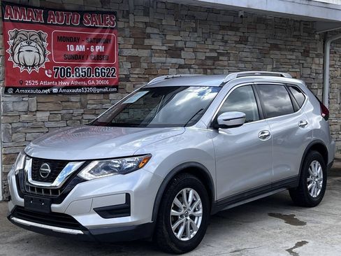 Used 2019 Nissan Rogue SV FWD image 2