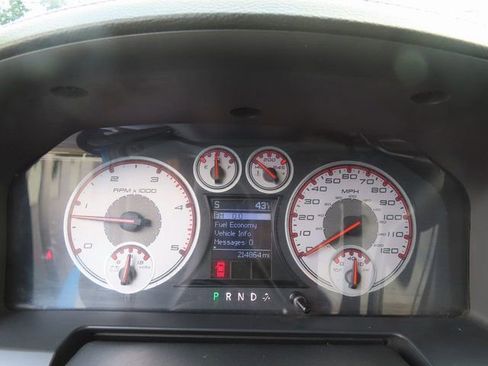 Used 2010 Dodge Ram 3500 Truck Laramie w/ Chrome Accents Group image 18