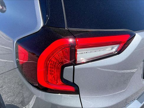 Used 2024 GMC Terrain AT4 w/ Tech Package image 29