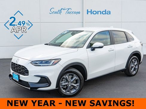 New 2026 Honda HR-V LX image 1