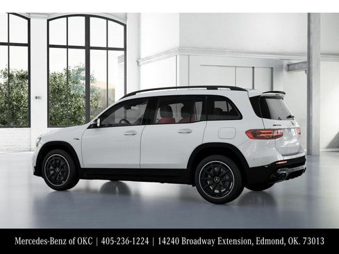 New 2026 Mercedes-Benz GLB 35 AMG 4MATIC image 31