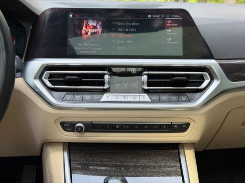 Used 2021 BMW 330i Sedan w/ Premium Package image 23