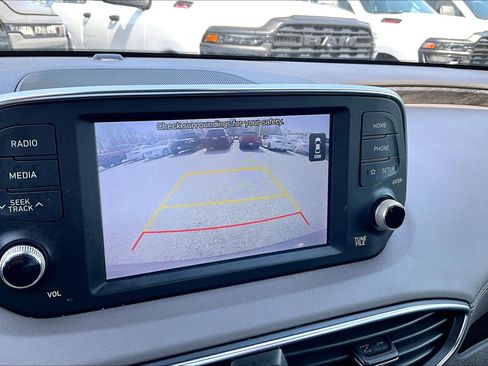 Used 2019 Hyundai Santa Fe SE image 18