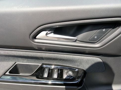 New 2025 Honda Prologue EX image 14