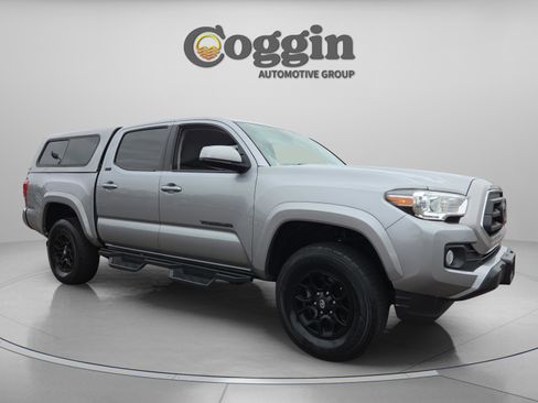 Used 2021 Toyota Tacoma SR5 image 8