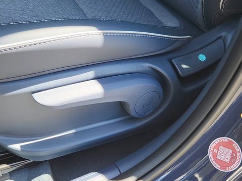 New 2026 Hyundai Venue SEL FWD image 8
