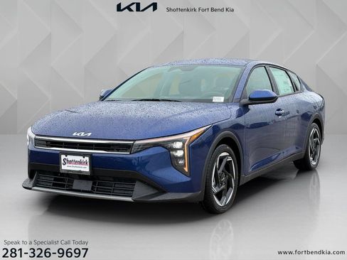 New 2026 Kia K4 EX FWD image 1