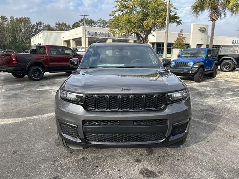 New 2025 Jeep Grand Cherokee L Limited image 2