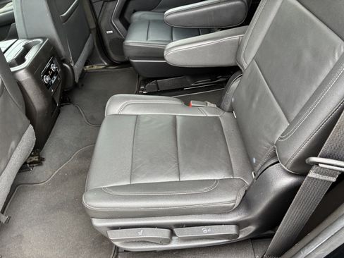Used 2021 Chevrolet Tahoe LT RWD image 14