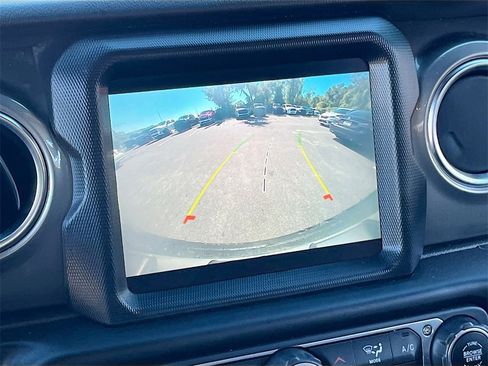 Certified 2021 Jeep Wrangler Unlimited Sahara image 14