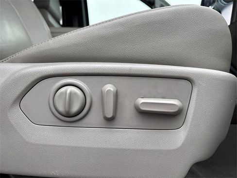 Used 2020 GMC Sierra 1500 SLT image 27