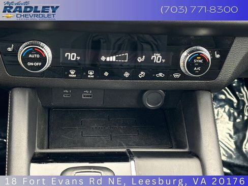 Used 2023 Mitsubishi Outlander SE image 17