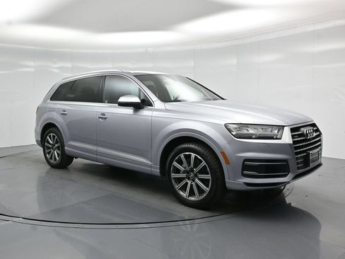 Used 2017 Audi Q7 3.0T Premium Plus w/ Premium Plus Package AWD/4WD image 28