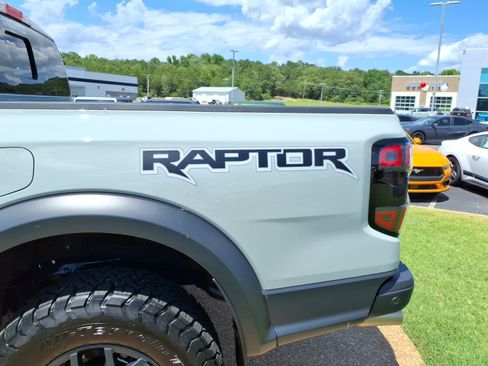 Used 2024 Ford Ranger Raptor AWD/4WD image 8