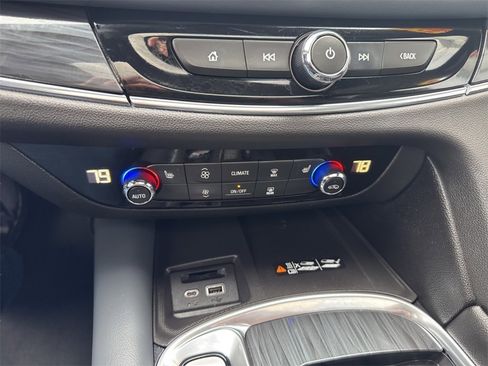 Used 2023 Buick Enclave Essence w/ Experience Buick Package image 15