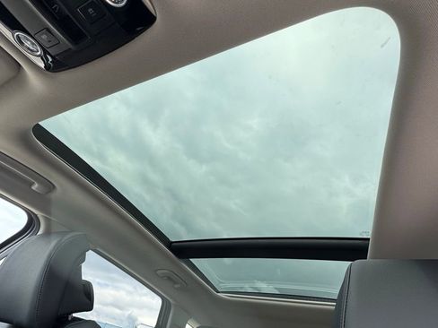 New 2026 Kia Sportage EX w/ EX Panoramic Sunroof Package image 14