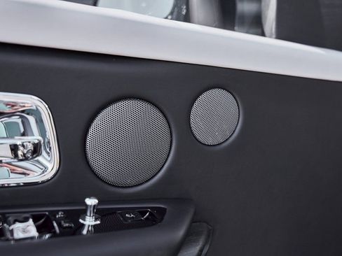 Used 2023 Rolls-Royce Cullinan AWD/4WD image 37