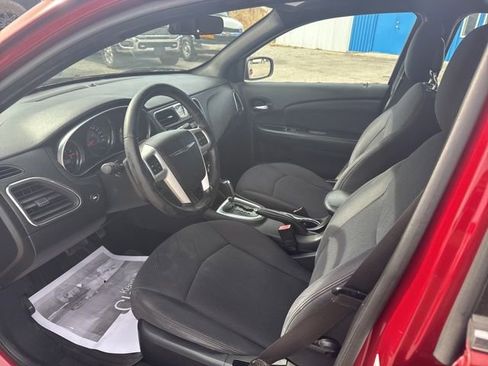 Used 2013 Chrysler 200 Touring w/ S Exterior Appearance Pkg image 13