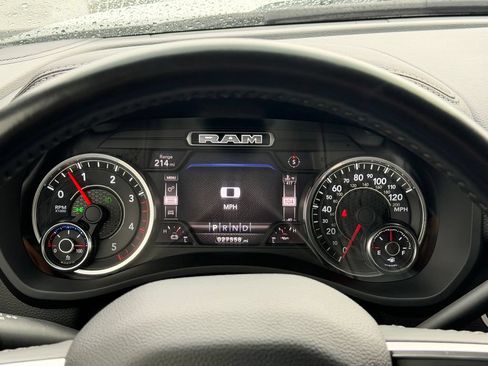 Used 2021 RAM 3500 Laramie AWD/4WD image 10