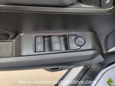 Used 2025 Chevrolet Colorado W/T w/ Advanced Trailering Package image 15