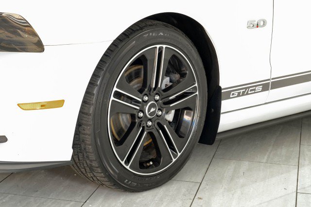 Used 2014 Ford Mustang GT Premium w/ Electronics Package RWD image 46