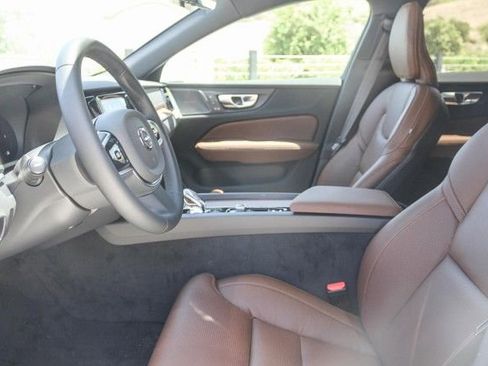 New 2025 Volvo V60 B5 Cross Country Ultra w/ Climate Package image 22