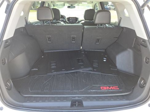 Used 2021 GMC Terrain SLT w/ LPO, Floor Liner Package FWD image 19