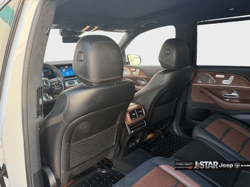 Used 2024 Mercedes-Benz GLS 63 AMG 4MATIC image 28
