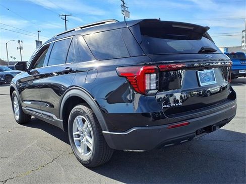 New 2026 Ford Explorer Active image 4