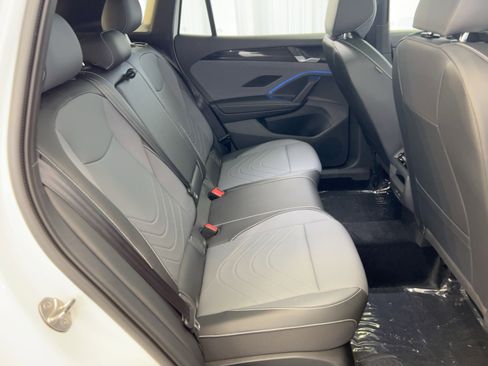 New 2026 Volkswagen Tiguan SE R-Line image 29