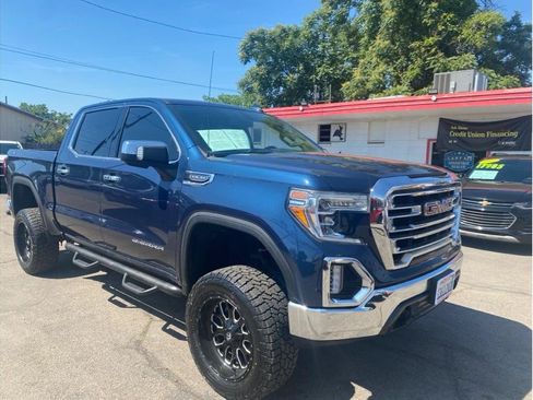 Used 2020 GMC Sierra 1500 SLT w/ SLT Premium Package AWD/4WD image 8