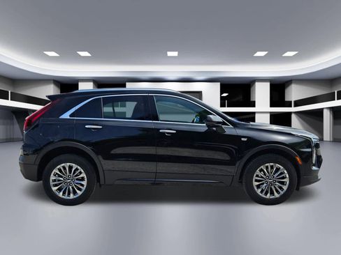 Used 2025 Cadillac XT4 Premium Luxury AWD/4WD image 7